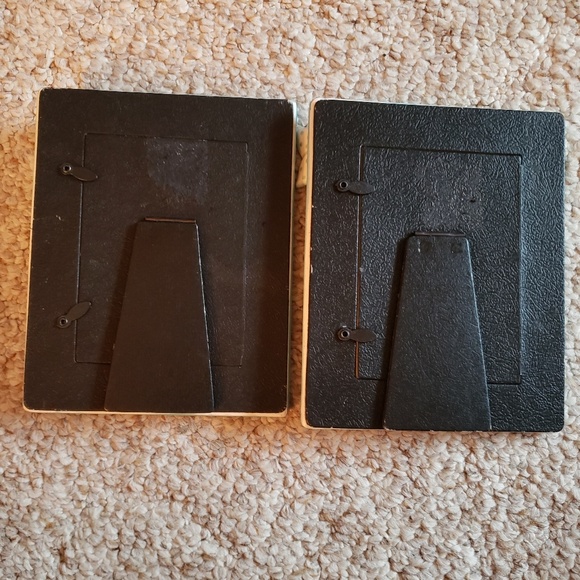 Lot of 2 Butterfly Ceramic Picture Frames - Picture 3 of 3